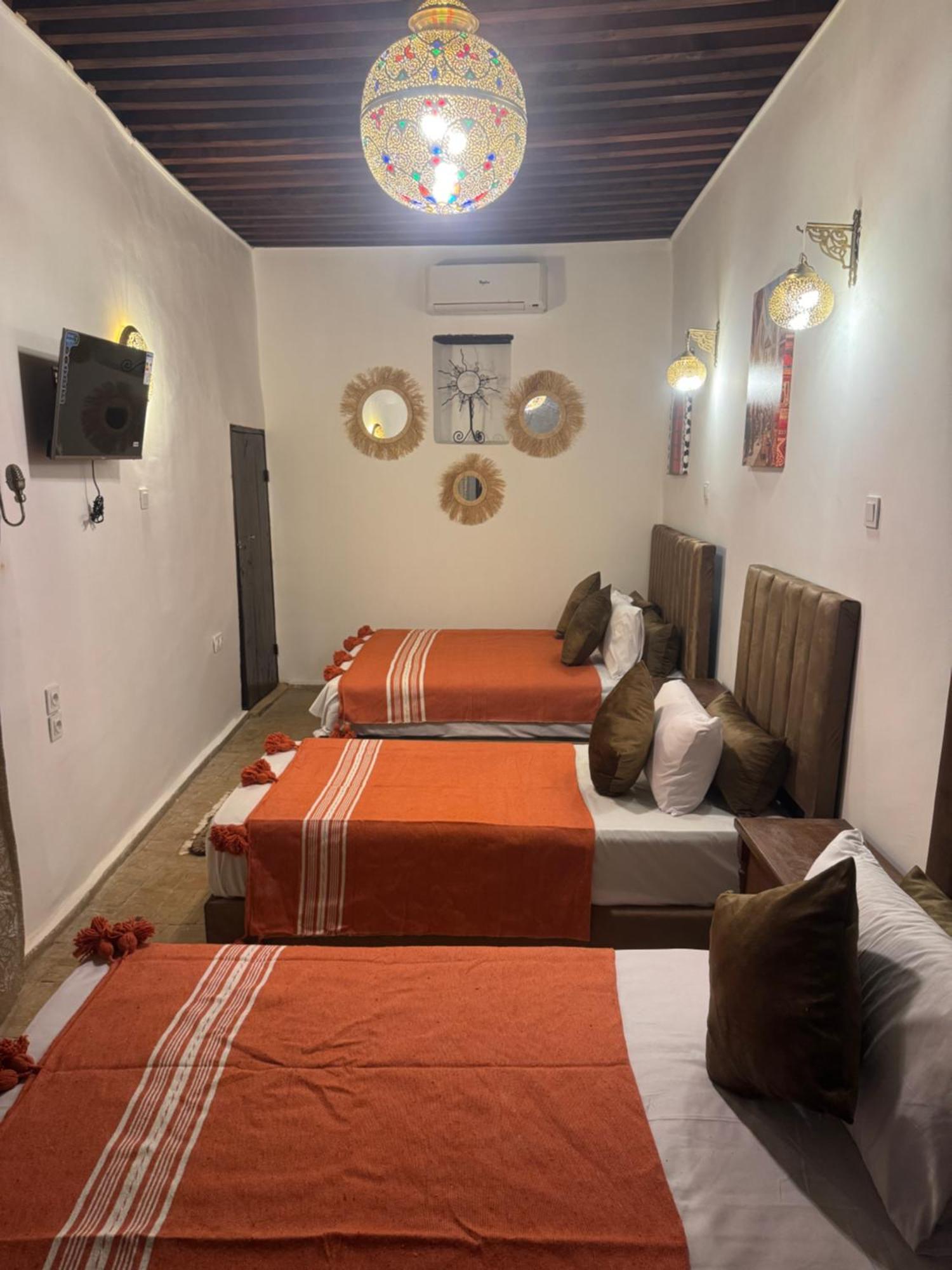 Dar Shauala Hotel Fez Bagian luar foto