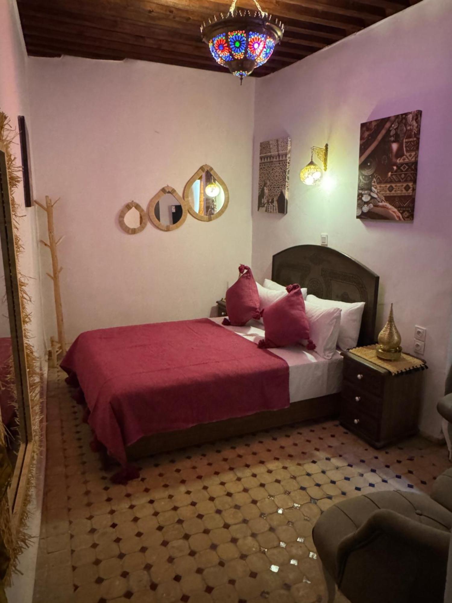Dar Shauala Hotel Fez Bagian luar foto