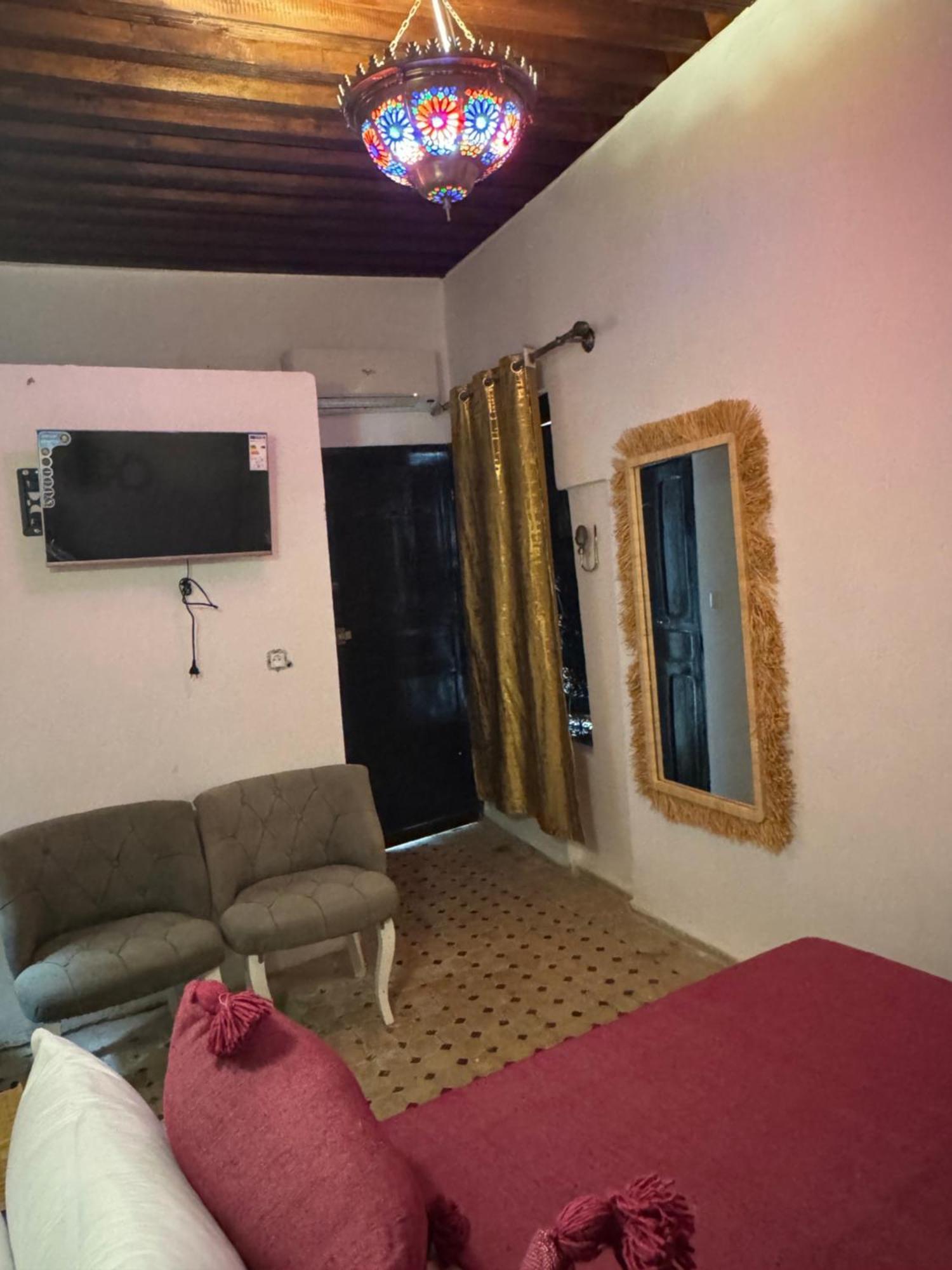Dar Shauala Hotel Fez Bagian luar foto