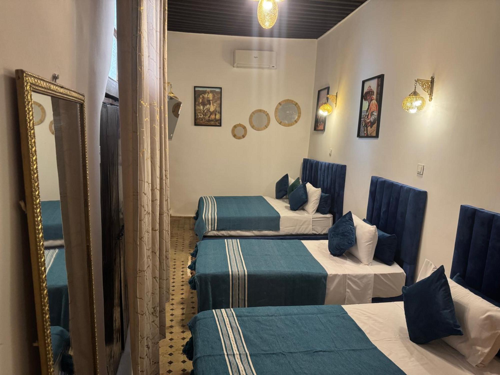 Dar Shauala Hotel Fez Bagian luar foto